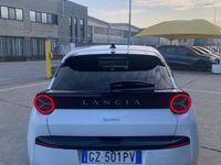 Usata Lancia Ypsilon 101 CV (74 kW) 2025 Bianco / metallizzato Utilitaria