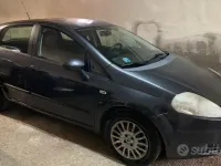 Usata Fiat Grande Punto 90 CV (66 kW) 2009 Grigio Utilitaria