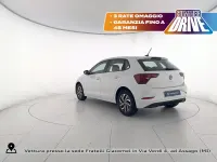 Usata VW Polo Life 95 CV (69 kW) 2023 Pure white Utilitaria