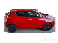 Usata Lancia Ypsilon Silver 70 CV (51 kW) 2022 Rosso Utilitaria