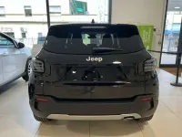 Usata Jeep Avenger Summit 101 CV (74 kW) 2024 Negro cinema SUV