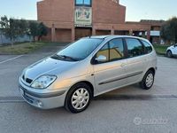 Usata Renault Scénic Expression 101 CV (74 kW) 2003 Grigio Monovolume