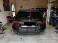 Usata BMW 318 Sport Line 150 CV (110 kW) 2020 Nero Station wagon