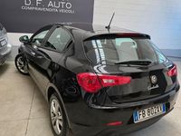 Usata Alfa Romeo Giulietta Distinctive 120 CV (88 kW) 2015 Nero Utilitaria