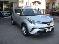 Usata Toyota C-HR Lounge 116 CV (85 kW) 2017 Argento SUV