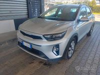 Usata Kia Stonic Style 84 CV (61 kW) 2022 Grigio SUV