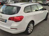 Usata Opel Astra 110 CV (80 kW) 2013 Station wagon