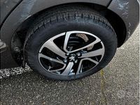 Usata Peugeot 108 Allure 72 CV (52 kW) 2021 Grigio Berlina