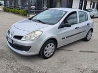Usata Renault Clio II 70 CV (51 kW) 2006 Grigio Berlina