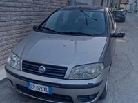 Usata Fiat Punto 80 CV (58 kW) 2004 Grigio Utilitaria