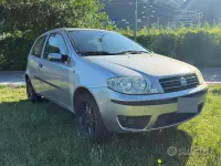 Usata Fiat Punto 60 CV (44 kW) 2005 Grigio Utilitaria