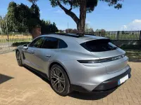 Usata Porsche Taycan Sport Turismo Performance Package 119 kW (163 CV) 2023 Argento Station wagon
