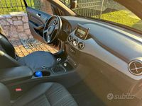 Usata Mercedes B200 Premium 136 CV (100 kW) 2013 Nero Monovolume
