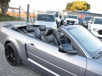 Usata Ford Mustang GT 213 CV (156 kW) 2007 Grigio Cabrio