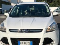 Usata Ford Kuga 150 CV (110 kW) 2015 Bianco SUV