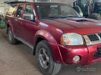 Usata Nissan Navara 174 CV (127 kW) 2005 Rosso Pick-up