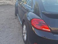 Usata VW Beetle 105 CV (77 kW) 2012 Nero Utilitaria