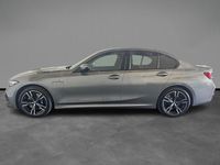 Usata BMW 330 Comfort Edition 184 CV (135 kW) 2024 Berlina