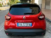 Usata Renault Captur Zen 90 CV (66 kW) 2018 Rosso SUV