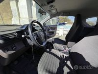 Usata Toyota iQ Active 68 CV (50 kW) 2010 Bianco Utilitaria