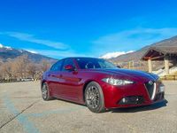 Usata Alfa Romeo Giulia 180 CV (132 kW) 2016 Rosso Berlina