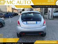 Usata Lancia Ypsilon Gold 69 CV (50 kW) 2013 Grigio Utilitaria