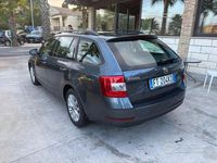 Usata Skoda Octavia 116 CV (85 kW) 2018 Grigio scuro Station wagon