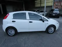 Usata Fiat Grande Punto 78 CV (57 kW) 2012 Bianco Utilitaria