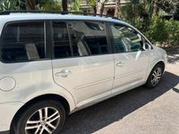 Usata VW Touran 136 CV (100 kW) 2008 Grigio Monovolume