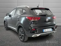 Usata MG ZS Luxury 106 CV (77 kW) 2024 Nero SUV
