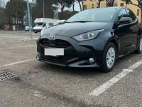 Usata Toyota Yaris Hybrid Active 116 CV (85 kW) 2022 Berlina