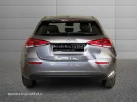 Usata Mercedes A180 Business 116 CV (85 kW) 2022 Grigio montagna Berlina