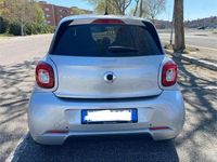 Usata Smart ForFour Superpassion 71 CV (52 kW) 2019 Argento Utilitaria
