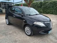 Usata Lancia Ypsilon Gold 69 CV (50 kW) 2015 Nero Utilitaria