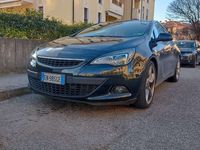 Usata Opel Astra GTC 140 CV (102 kW) 2012 Nero Coupé