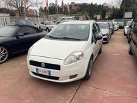 Usata Fiat Punto Active 69 CV (50 kW) 2011 Bianco Berlina