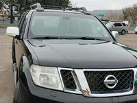 Usata Nissan Navara 190 CV (139 kW) 2010 Nero Pick-up