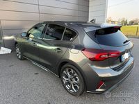 Usata Ford Focus ST-Line 125 CV (91 kW) 2022 Grigio Berlina