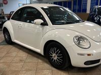 Usata VW New Beetle 101 CV (74 kW) 2009 Bianco Utilitaria