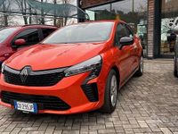 Usata Renault Clio V Evolution 67 CV (49 kW) 2024 Arancione Berlina