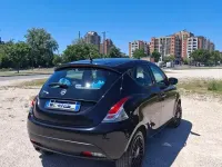 Usata Lancia Ypsilon 69 CV (50 kW) 2015 Nero Utilitaria