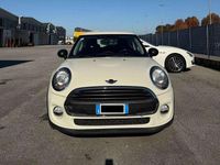 Usata Mini ONE 75 CV (55 kW) 2015 Beige Utilitaria