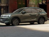 Nuova VW Tiguan Edition 204 CV (150 kW) 2026 Velvet green metallizzato SUV