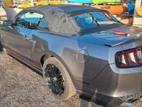 Usata Ford Mustang Convertible 379 CV (278 kW) 2013 Grigio Cabrio
