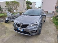 Usata Renault Arkana 145 CV (106 kW) 2022 Grigio SUV