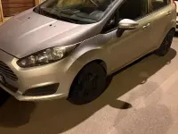 Usata Ford Fiesta Titanium 82 CV (60 kW) 2009 Grigio Berlina