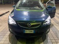 Usata Opel Astra 125 CV (91 kW) 2014 Blu Berlina
