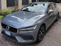 Usata Volvo V60 Business Edition 150 CV (110 kW) 2019 Grigio Station wagon
