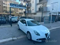 Usata Alfa Romeo Giulietta Super 120 CV (88 kW) 2020 Bianco Utilitaria