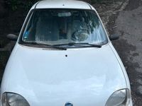 Usata Fiat 600 54 CV (39 kW) 2004 Bianco Utilitaria